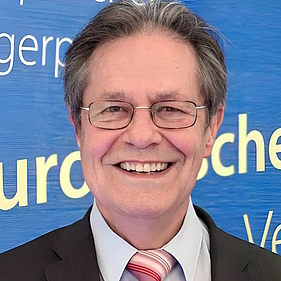 Prof. Klaus Buchner